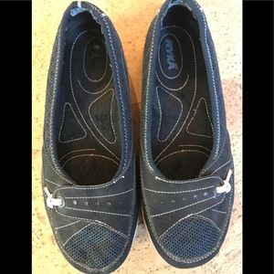 RYKA Women's Navy Casual Shoes